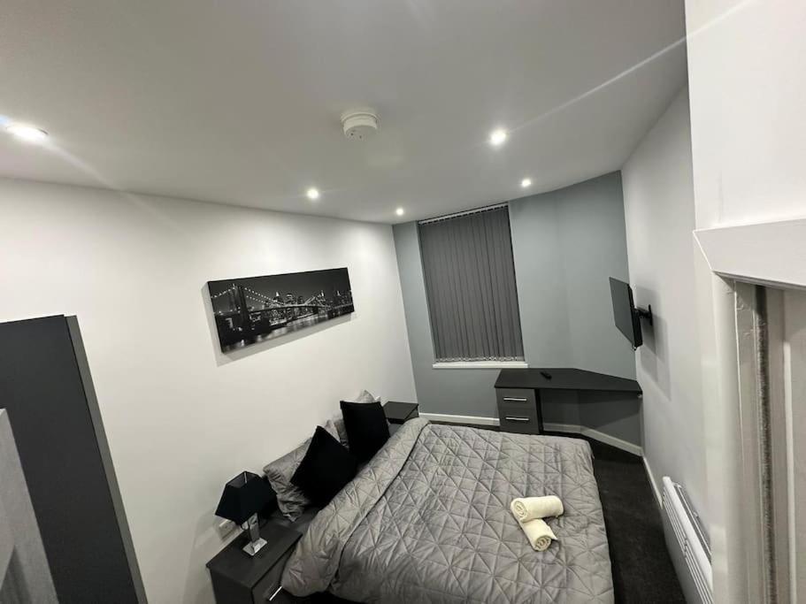 Luxurious 2 Bedroom Flat Beeston Hill Екстериор снимка
